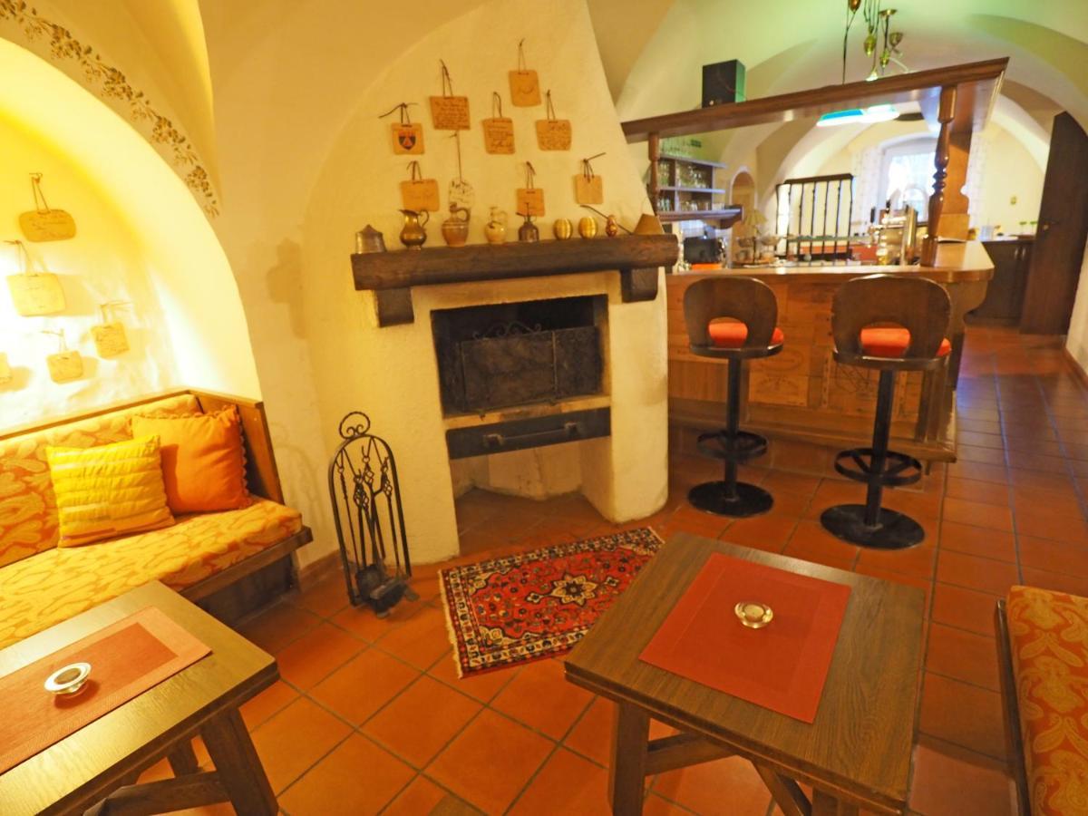 Hotel Schlair Kremsmunster Bagian luar foto