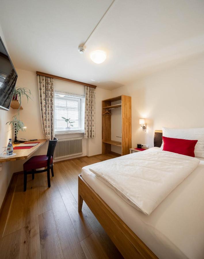 Hotel Schlair Kremsmunster Bagian luar foto