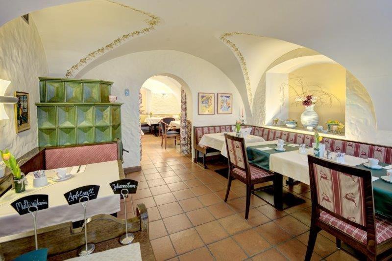 Hotel Schlair Kremsmunster Bagian luar foto