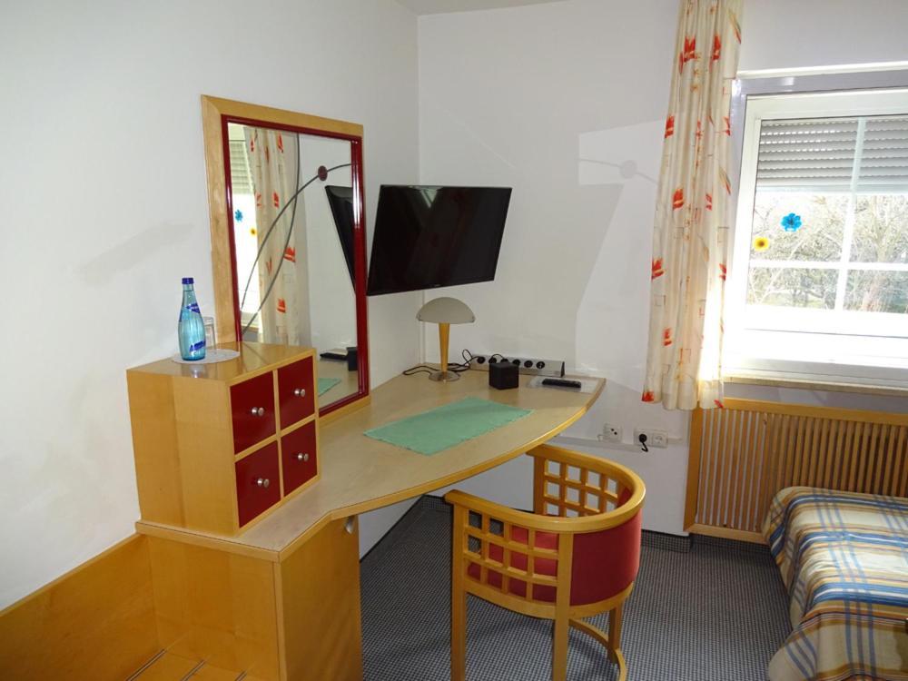 Hotel Schlair Kremsmunster Bagian luar foto