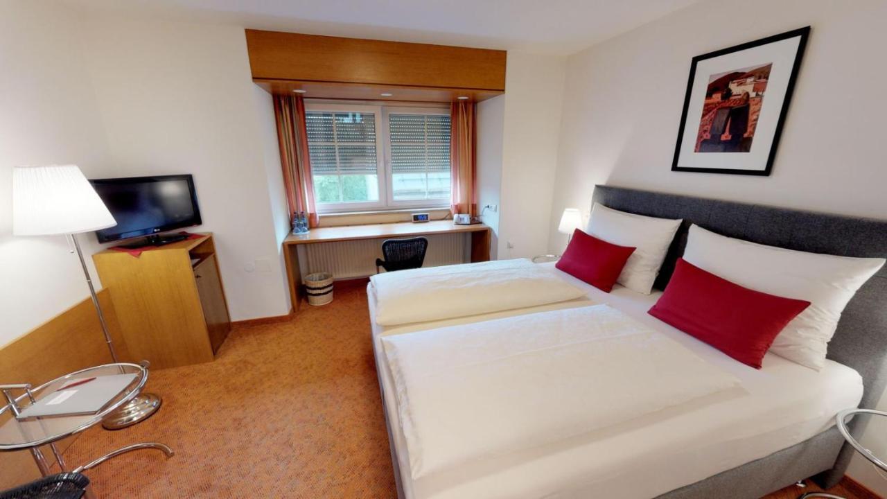 Hotel Schlair Kremsmunster Bagian luar foto