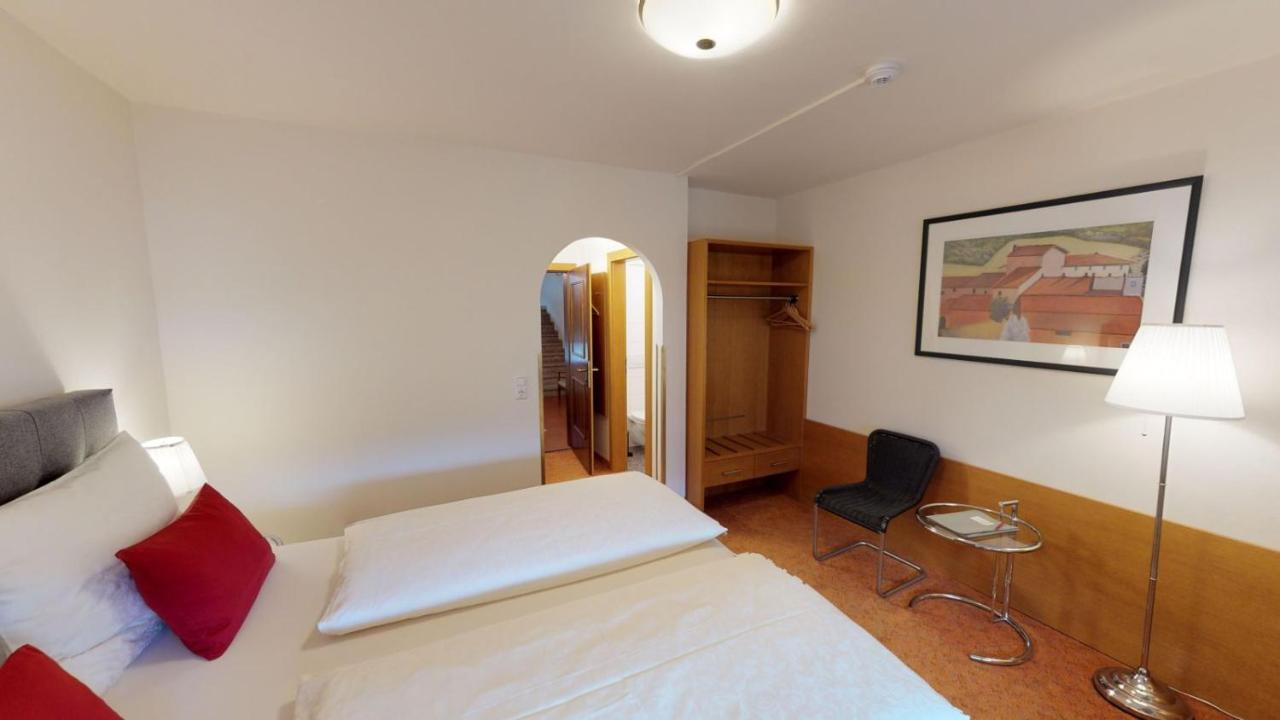 Hotel Schlair Kremsmunster Bagian luar foto